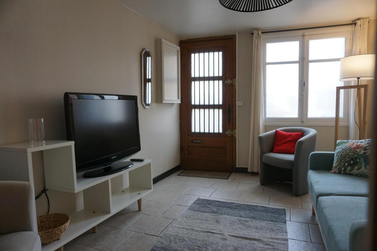 Le 100 Apartment *